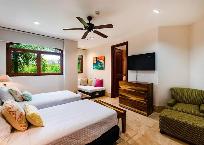 Apartahotel Beachfront Oceanview Private Jacuzzi & Full Ktcn 4*