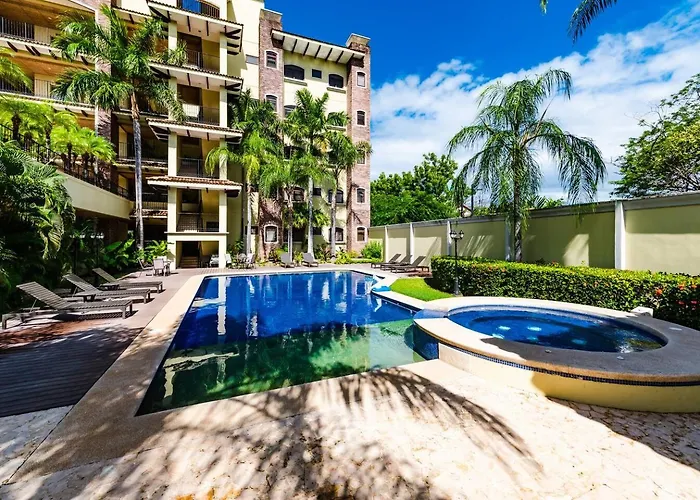 Beachfront Oceanview Private Jacuzzi & Full Ktcn